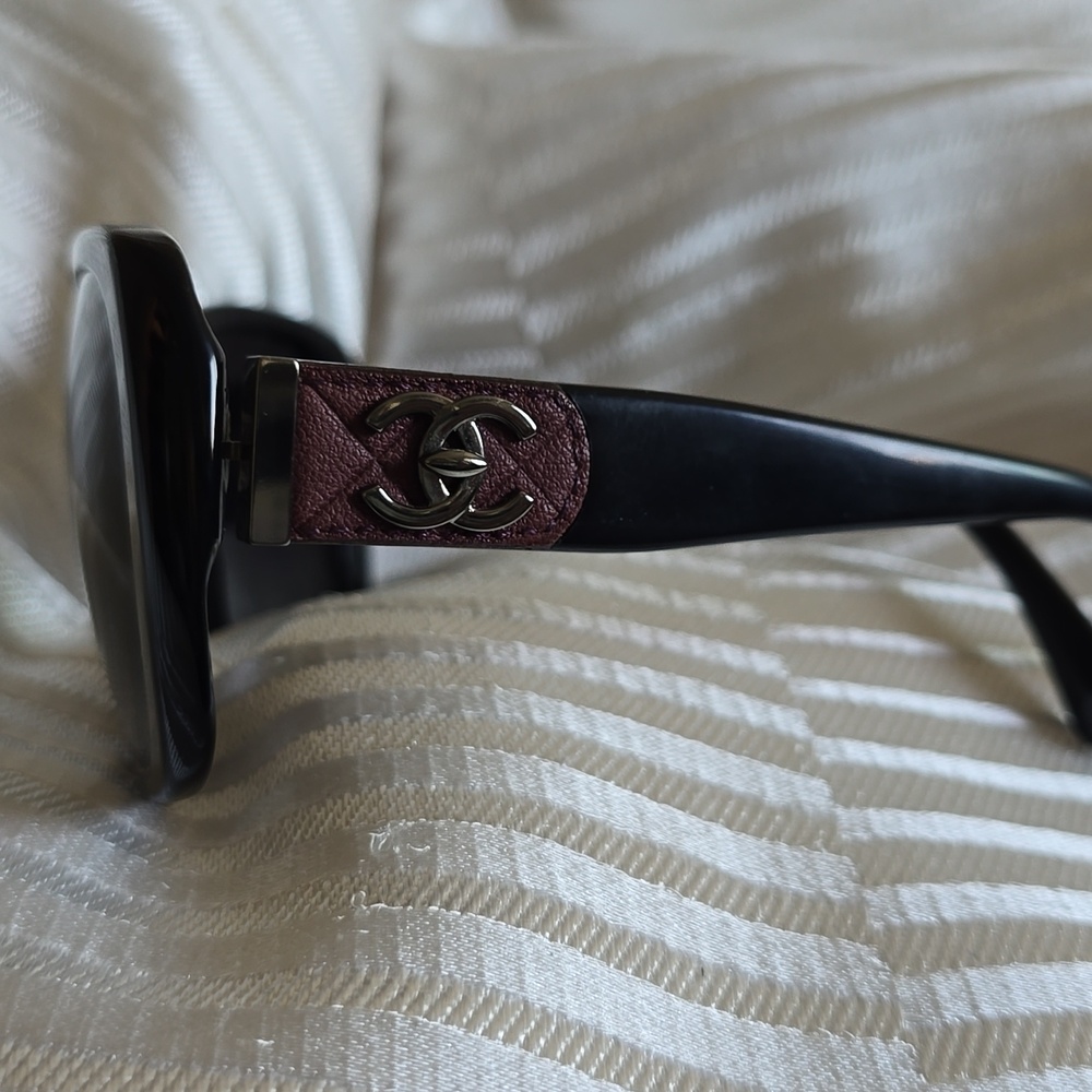 CC Butterfly Sunglasses Black - Picture 2 of 7